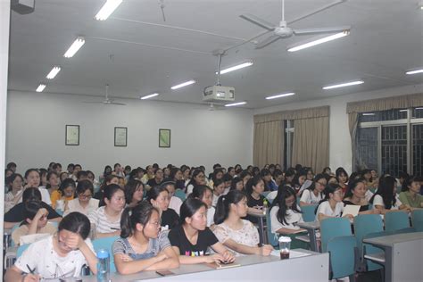 文法系举办应用文写作专题指导讲座 湖南理工学院南湖学院