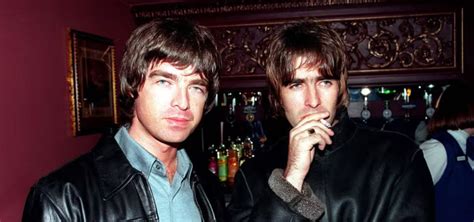 Perch Gli Oasis Si Erano Divisi Liam E Noel Gallagher Il Retroscena