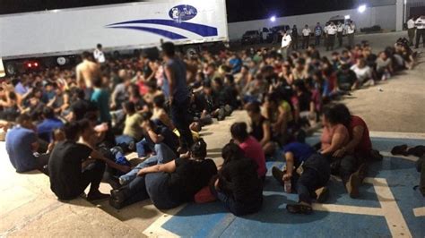 Mexico More Than 340 Migrants Found In Truck Trailer Bbc News