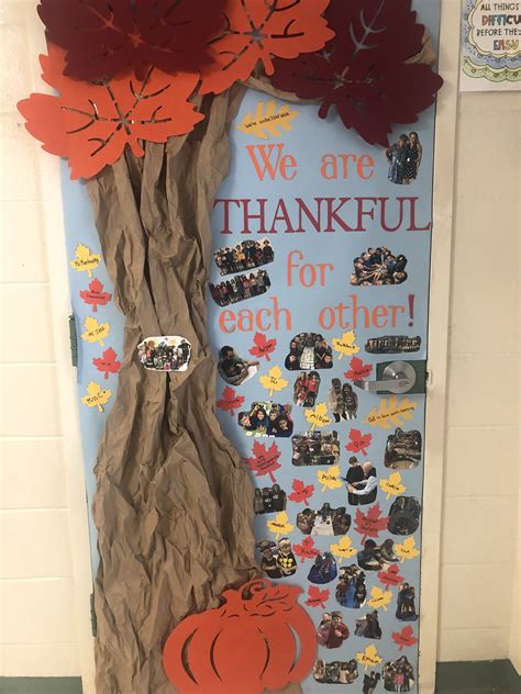 Elementary School Fall Door Decoration Contest Fall Door Decorations