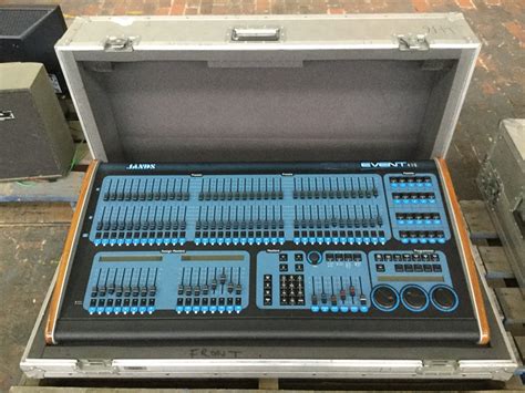 Lighting Control Console With Road Case Jands Event 416 Not Tested