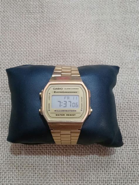 CASIO Vintage Retro Watch, Men's Fashion, Watches & Accessories, Watches on Carousell