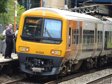 A West Midlands Trains Class 323 At Smethwick Galton Bridg Flickr