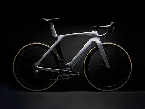 Trek Madone SLR is the 'Lightest and Fastest Madone Disc Ever' | Man of ...