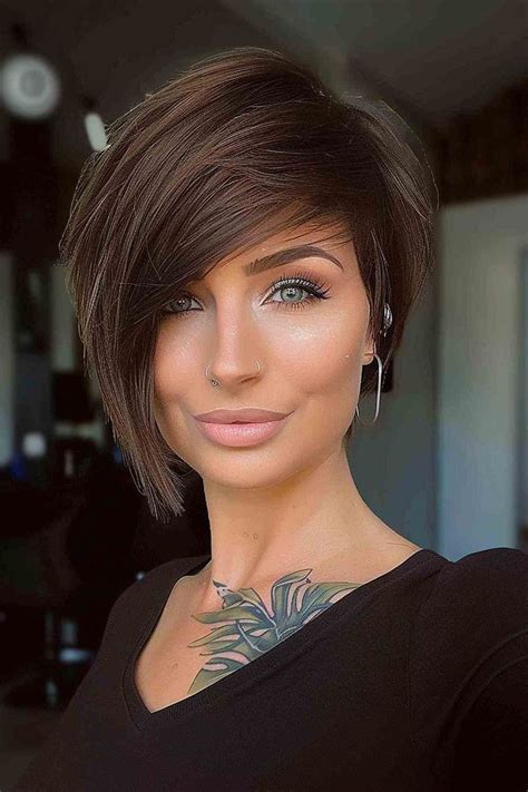 Top Side Part Bob Haircuts Trending In In Asymmetrical