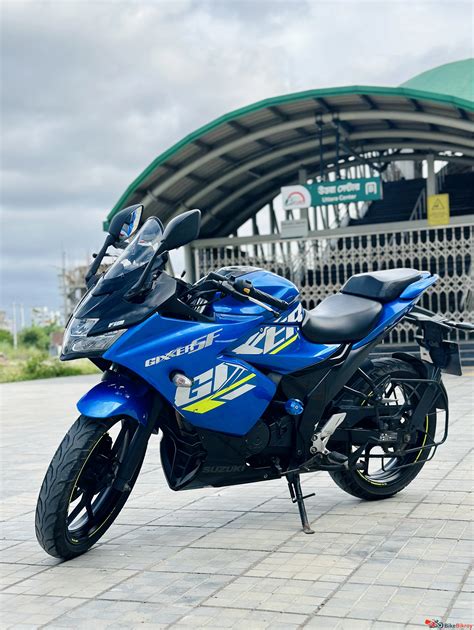 Suzuki Gixxer SF Fi ABS