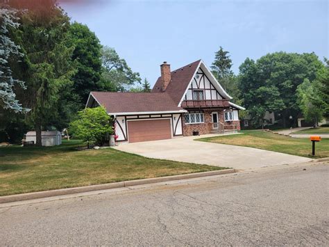 indian hills dr waterloo wi  redfin