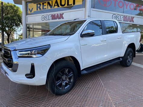 Toyota Hilux 2 8 4x2 SRV TDi DC Usado 2021 Color Blanco Precio 13