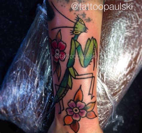 traditional praying mantis tattoo - midowood