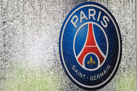 Surprise le PSG crée un clash sur le mercato Le10sport