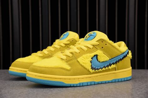 Nike Sb Dunk Low Grateful Dead Bears Opti Yellow Желтый цвет по лучшей цене в интернет магазине