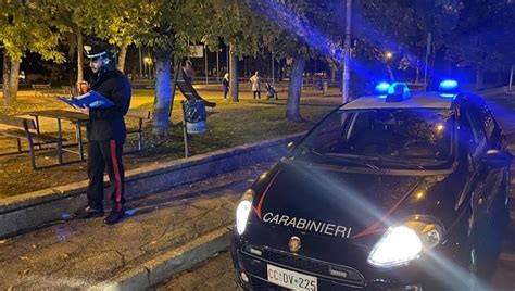 Calci E Pugni A Un Anziana Minacce Di Morte Ai Carabinieri Trentenne