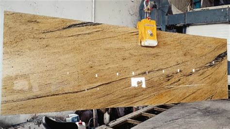 Prada Gold Granite Countertop Slabs For Wholesale