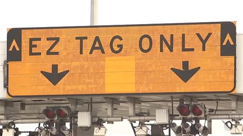 Texas driving: EZ TAG users to start paying discounted tolls on Monday ...