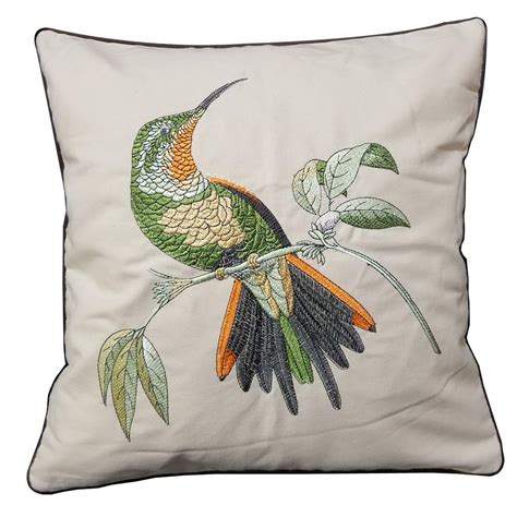 Embroidered Throw Pillows | Free Embroidery Patterns