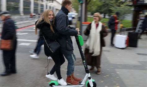 El Gobierno de España obligará a los usuarios de patinetes eléctricos y