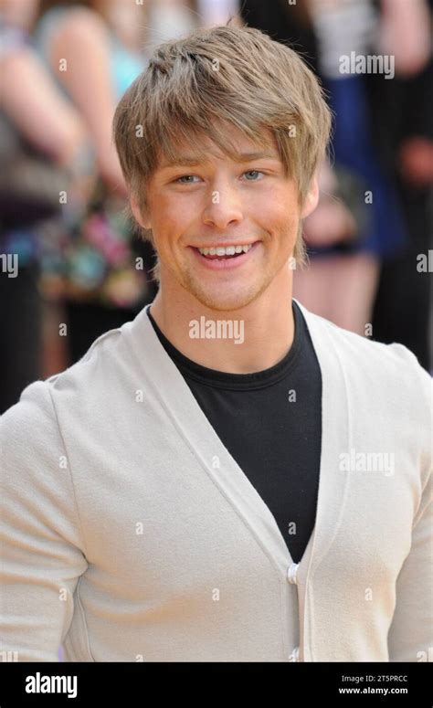 Mitch Hewer Hannah Montana London Uk Stock Photo Alamy