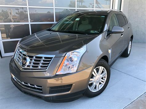 Lot LOW MILEAGE 2014 Cadillac SRX Luxury AWD SUV