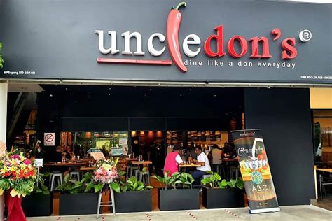 uncle dons cyberjaya frozen mug beer  selangor beer bar malaysia