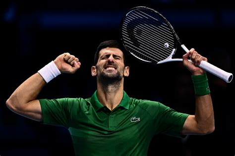 Djokovic Estreia Com Vitória Sobre Tsitsipas No Atp Finals Folha Pe