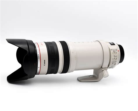 Canon EF 28-300mm f/3.5-5.6L IS USM Lens - Svalbard Camera Rentals