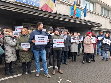 Medicii De Familie Proteteaz N Fa A Casei De Asigur Ri De S N Tate