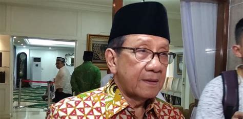 Golkar Dilarang Atau Tidak Rakyat Pasti Pilih Caleg Bersih Korupsi