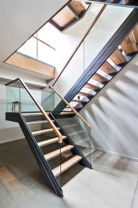 20 180 Degree Turn Staircase Ideas