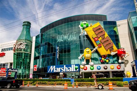 Mandms World Store Hours Parking Location And Prices Las Vegas Strip