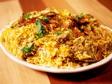 GOAT BIRYANI TRAY - Feeds 12 To 15 People - ID Cleveland