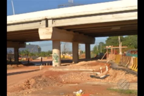 Obra do BRT em Belém deveria durar 18 meses mas já se arrasta por