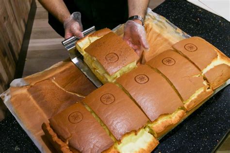 Le Castella Famous Japanese Jiggly Sponge Cake From Taiwan Comes To Tampines 1