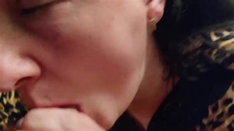 Amateur Slut MILF Wife Sucks Cock To Receive His Reward In Mouth XNXX