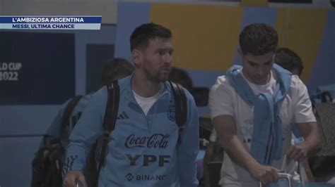 Messi E Ronaldo Giocano A Scacchi Il Duello Mondiale Diventa Virale