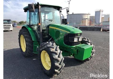 Used John Deere 5620 4WD Tractors 0 79hp In Listed On Machines4u