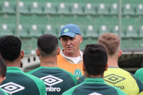 Chapecoense X Crb Onde Assistir Horário E Escalações Brasileirão