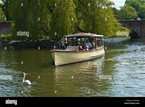 River Cruise at Stratford Upon Avon Stock Photo - Alamy