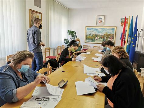 Potpisivanje ugovora o radu u okviru projekta ZAŽELI FAZA II Općina