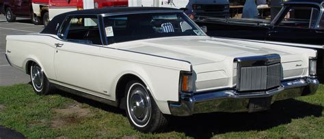 1971 Lincoln Mark III - Information and photos - MOMENTcar