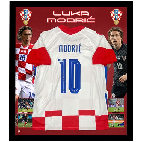 Soccer Luka Modric Signed And Framed Croatia Jersey Beckett Coa