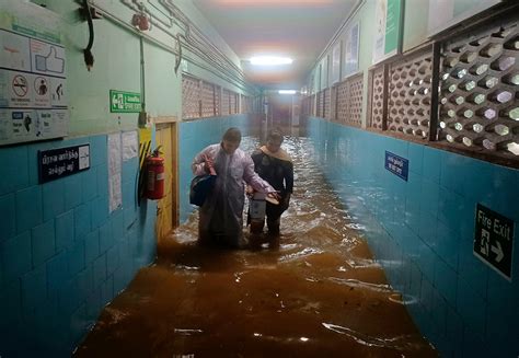 Cyclone Michaung Hits Indias Coastal States As Nine Dead In Major