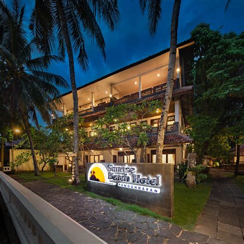 Sunrise Beach Hotel Pangandaran - 2022 Deals