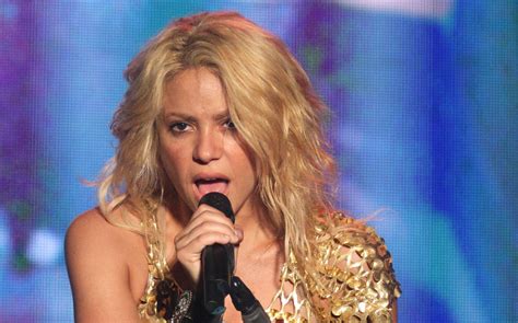 Shakira Billboard Rinde Homenaje A La Cantante Durante Evento Grupo