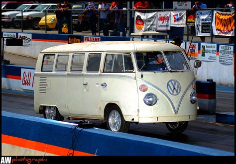 Dragbus At The Drag Strip Video And Pictures Bus And Camper