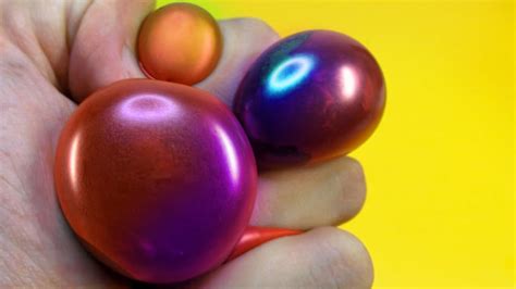 DIY SLIME STRESS BALL - SQUISHY WUBBLE BALLOON PUTTY BUBBLE - Elieoops ...