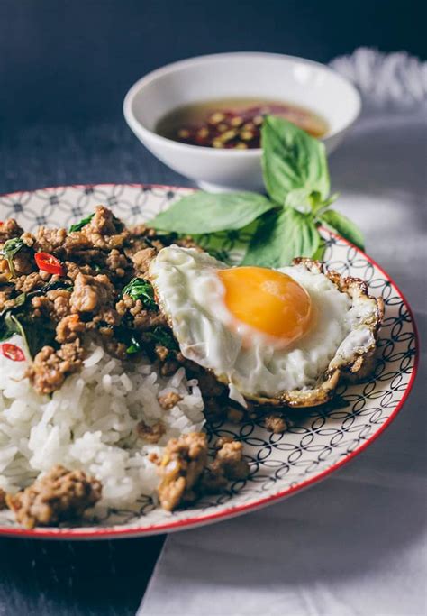 Traditionelles Pad Krapao Rezept Aus Thailand Reisehappen