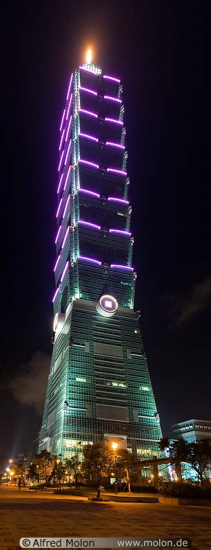 Night view of Taipei 101 tower photo. Taipei 101 by night, Taipei, Taiwan