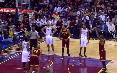 LeBron James Airballed Free Throw In Tonight S Cavaliers Rockets Game