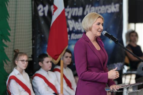 Pierwsza Dama na obchodach 125lecia szkoły w Komorowie Małżonka