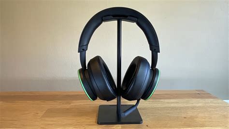 Slideshow Xbox Wireless Headset Review